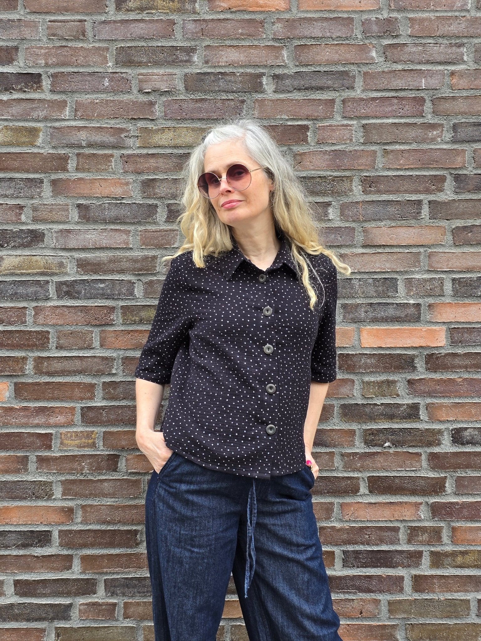Blus Svart/Vita prickar Muslin | Rino Blus i S från Rino Design Sthlm