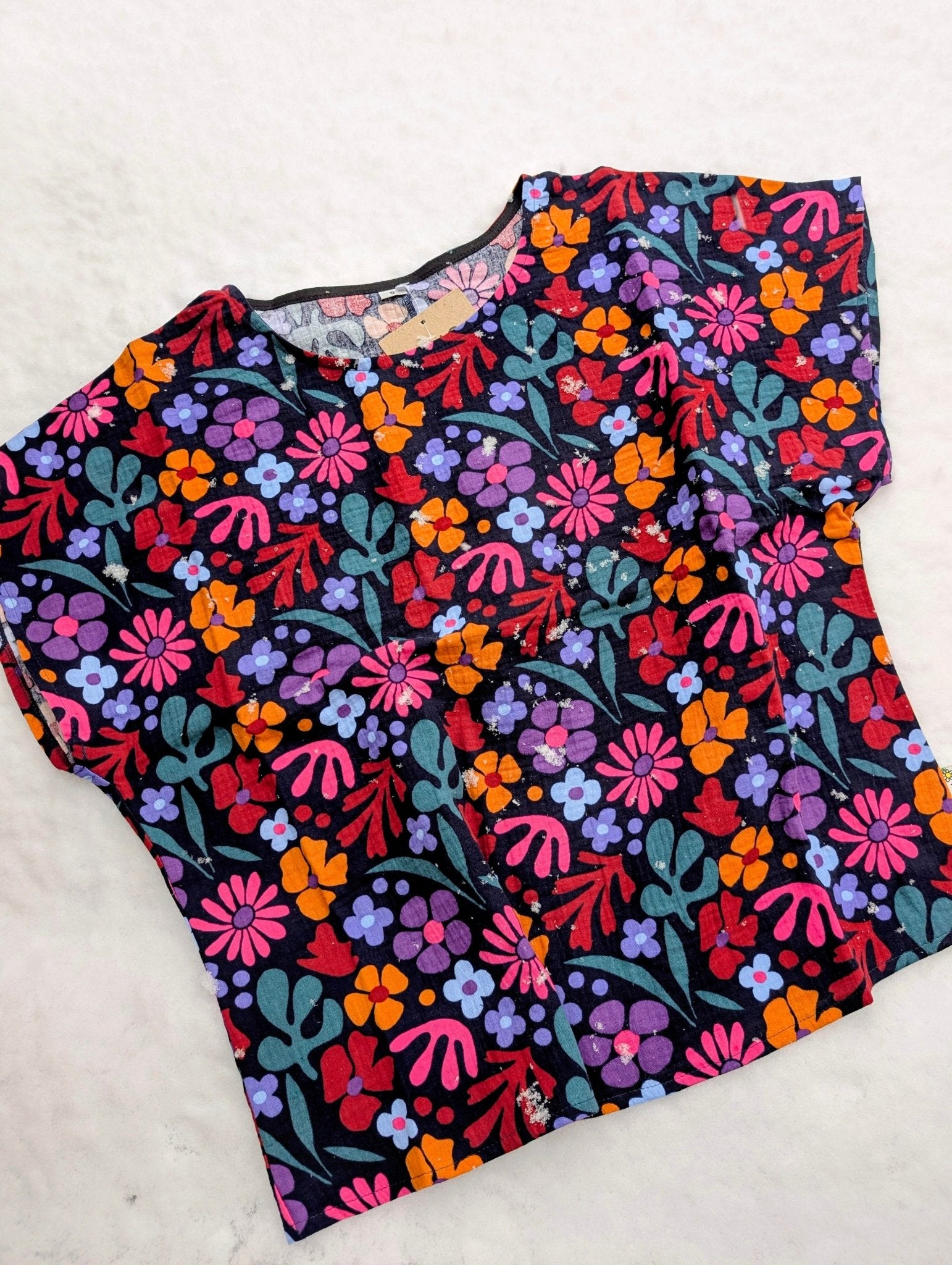 Box - blus dam – Muslin Blommor - Rino Design Sthlm