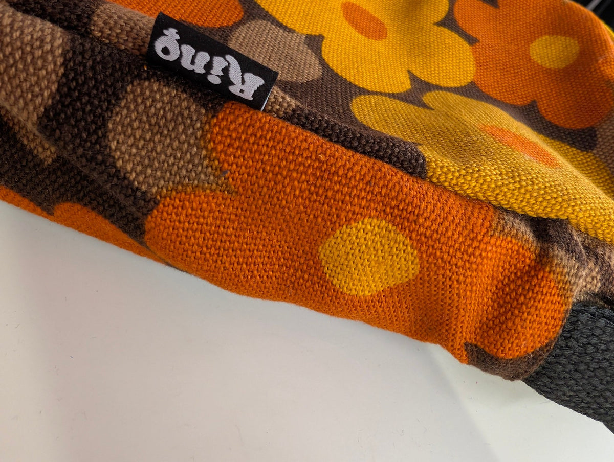 Cityväska retro brun orange | Rino Axelremsväska i One size från Rino Design Sthlm