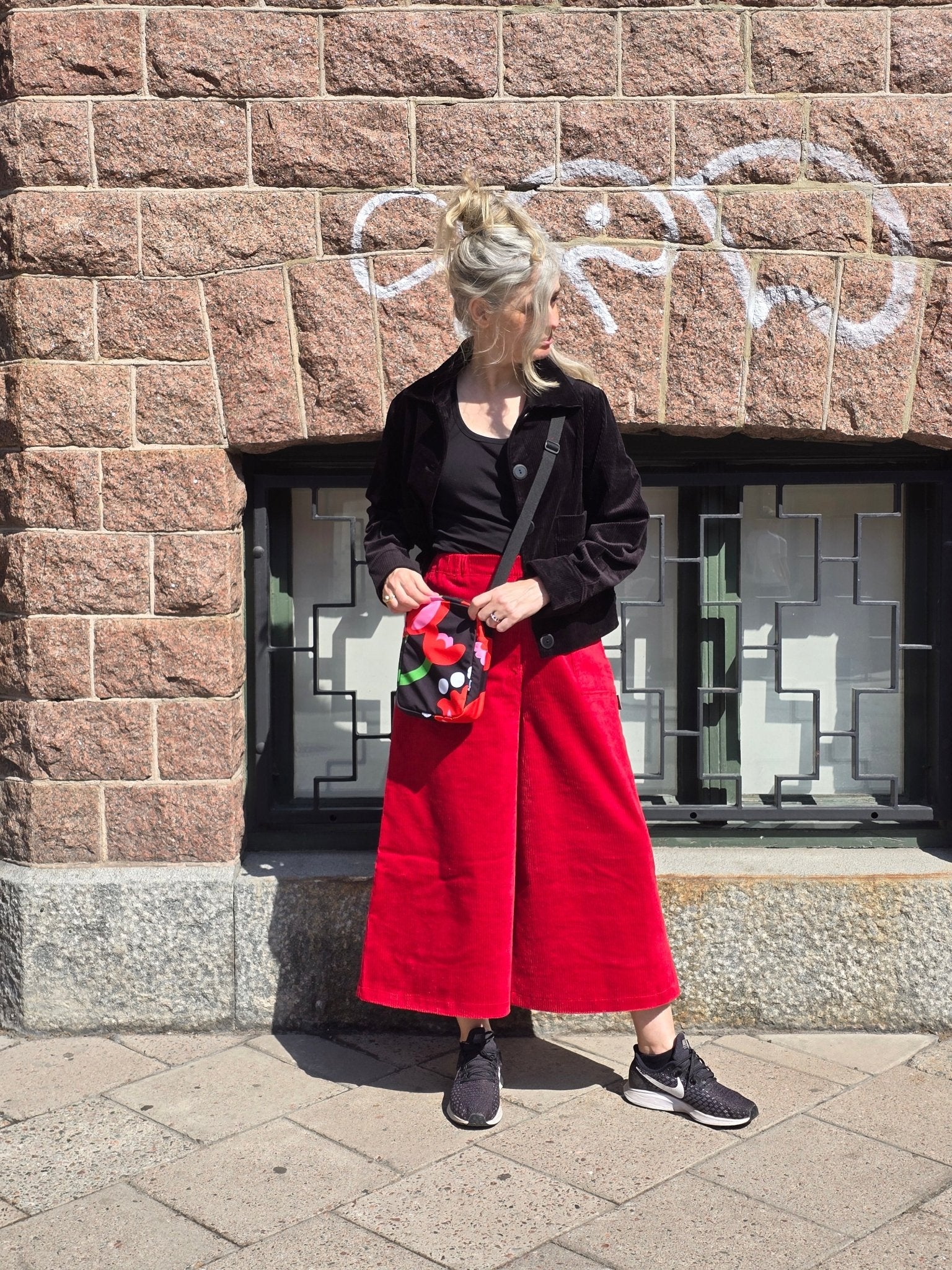 Culottebyxor manchester röd | Rino Byxor i S från Rino Design Sthlm