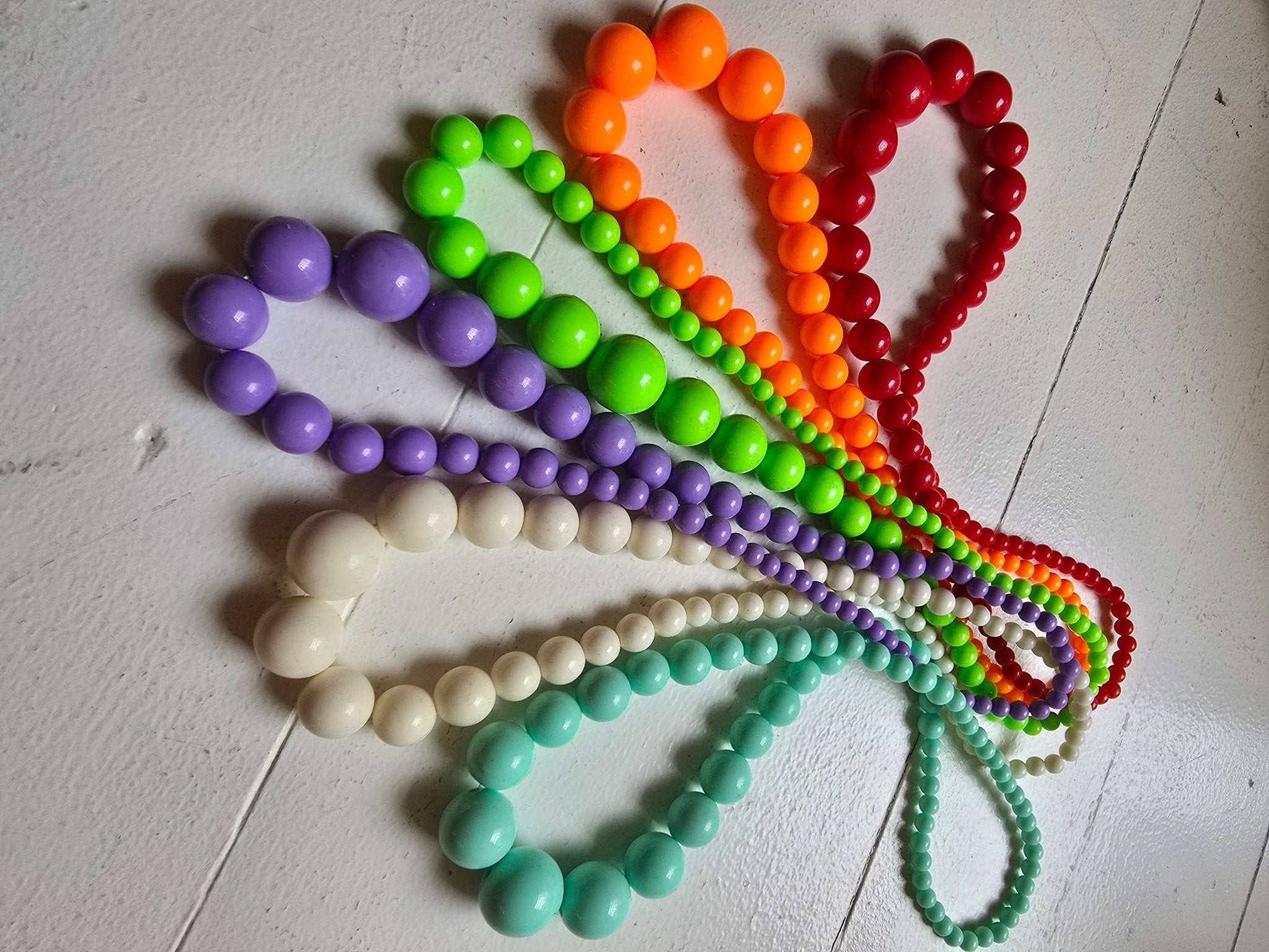 Halsband i olika färger | Rino Halsband i Lila från Rino Design Sthlm
