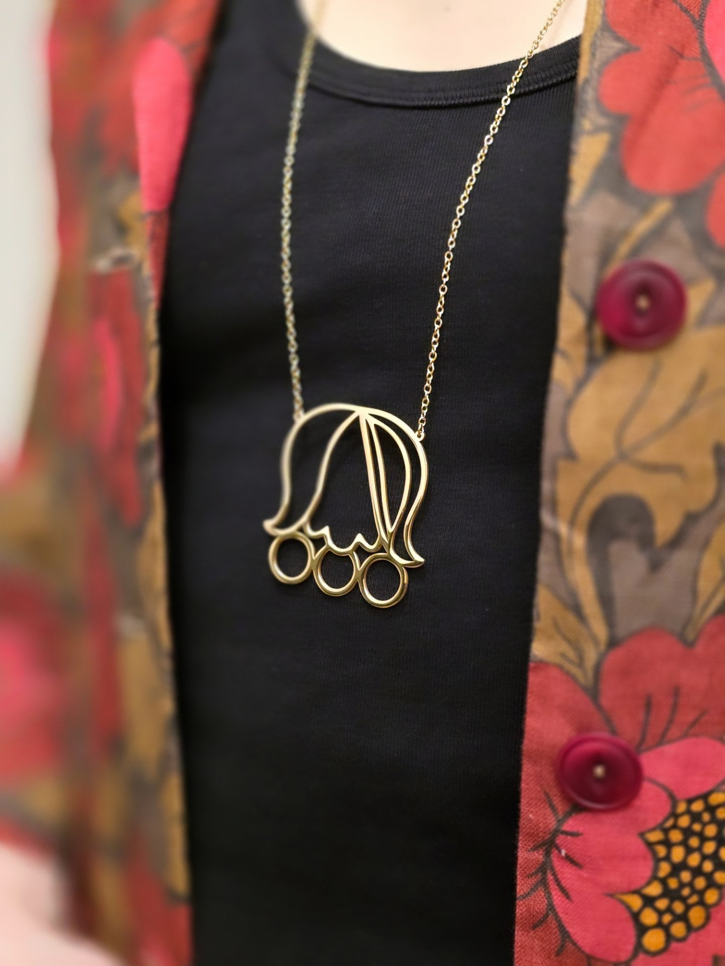 Halsband Tulpan stor guld | Rino Halsband i One size från Rino Design Sthlm