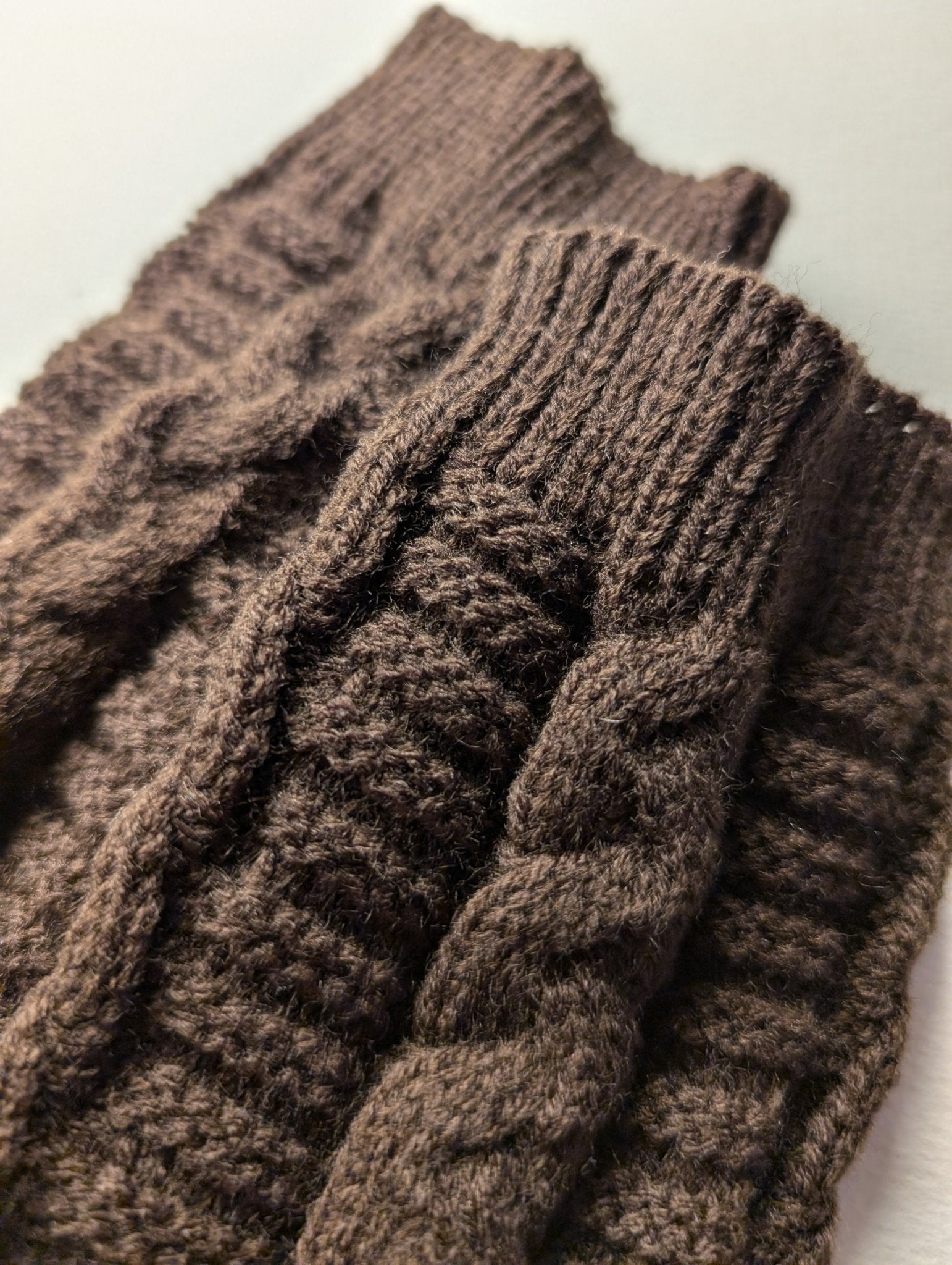 Handledsvärmare Brun | Rino Handledsvärmare i One size från Rino Design Sthlm