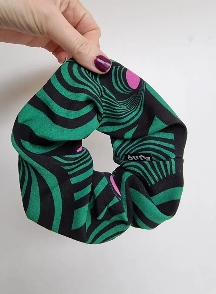 Hårsnodd. Grön svart | Rino Hårsnodd i One size från Rino Design Sthlm