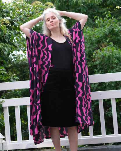 Kaftan Wonder Woman Grafisk Cerise - Rino Design Sthlm