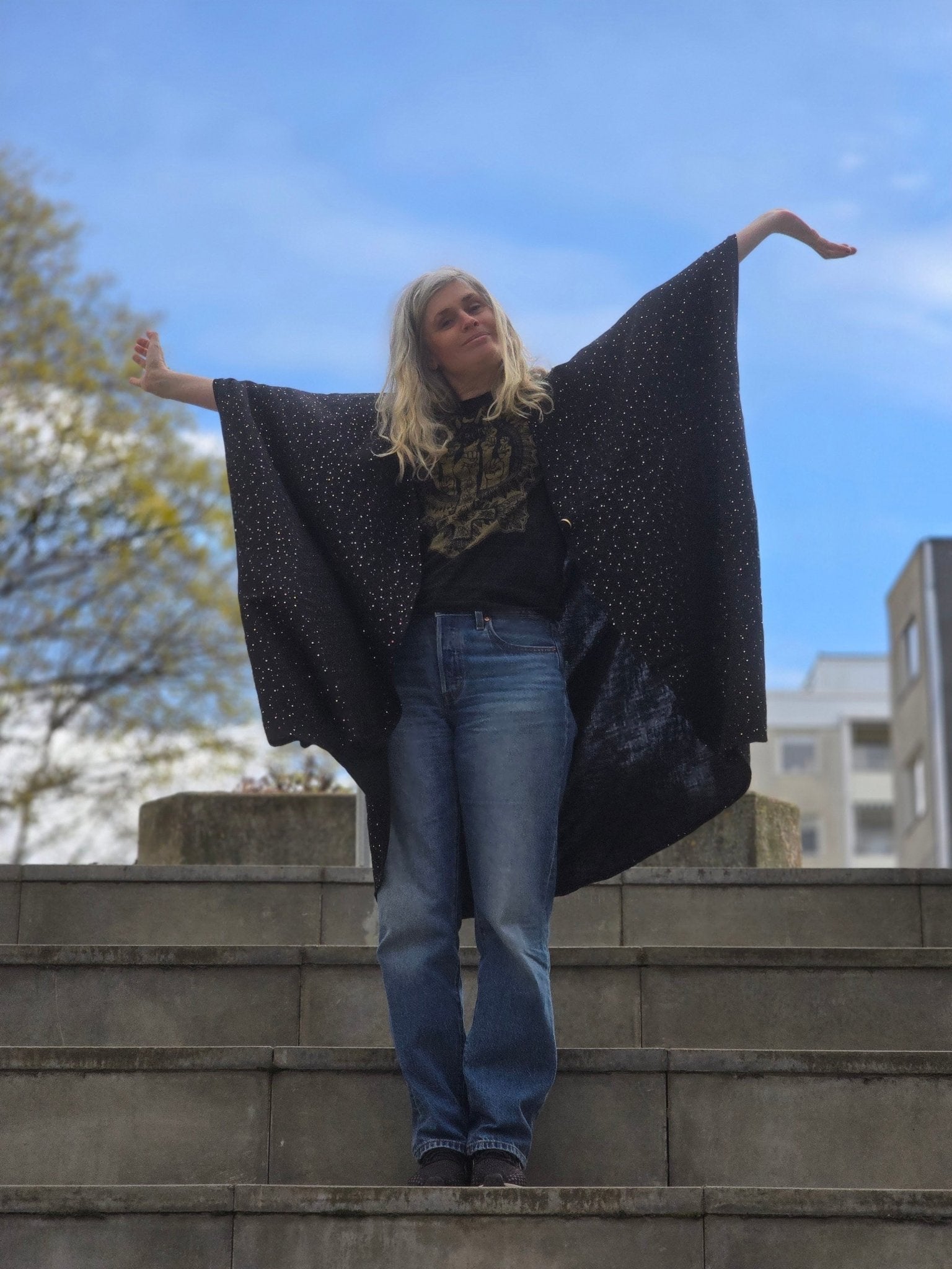 Kaftan Wonder Woman Svart guldprickar | Rino Kaftan muslin i One size från Rino Design Sthlm