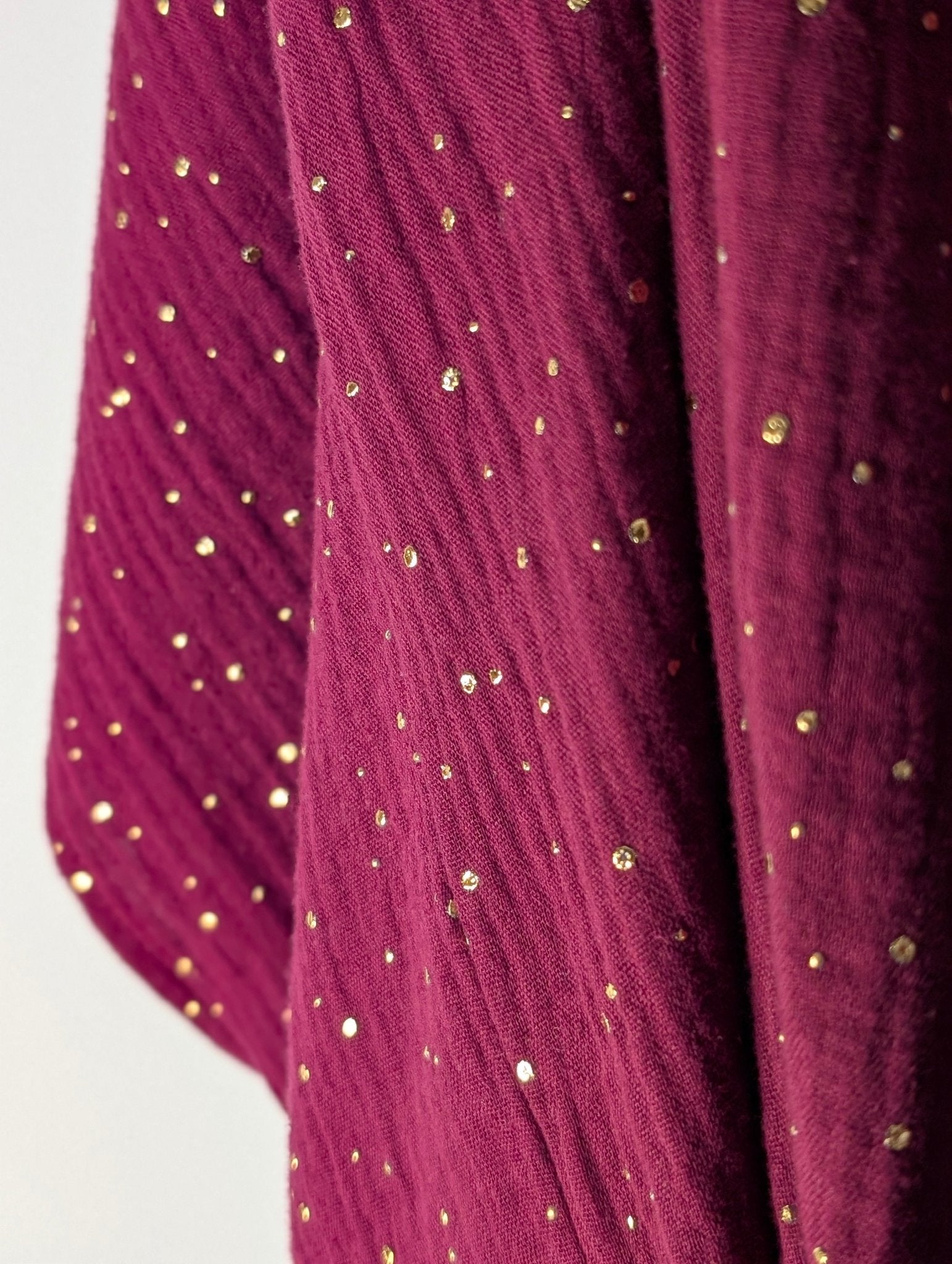 Kaftanklänning Multi Vinröd/guld med knappar - Rino Design Sthlm