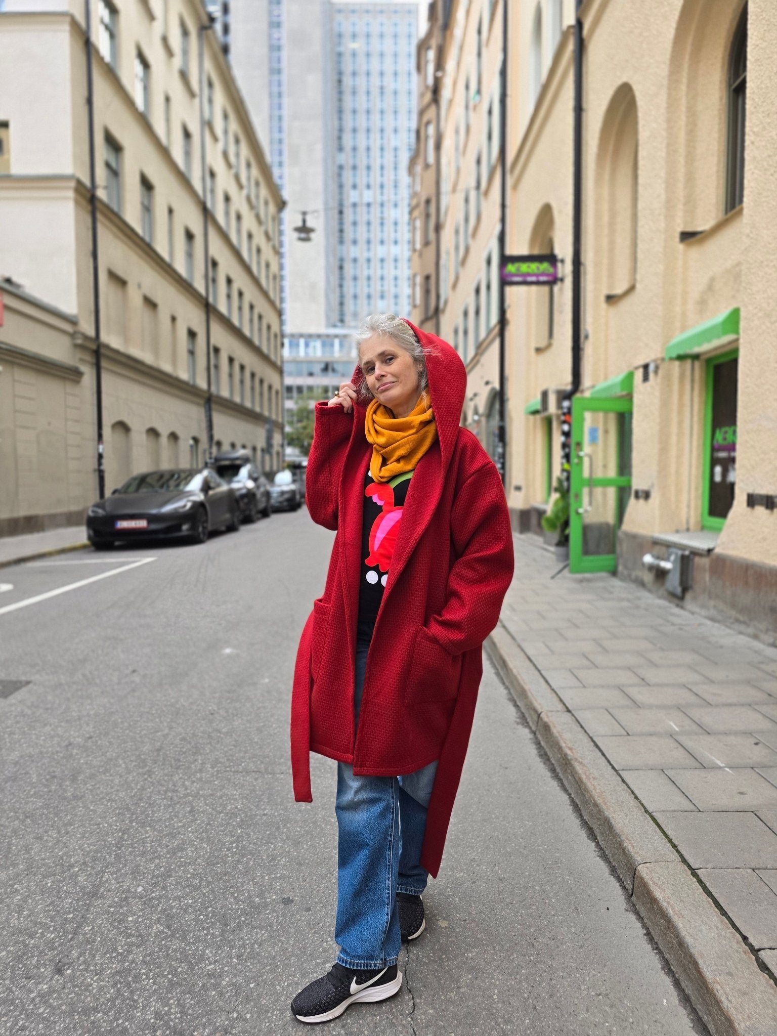 Kappa Rödluvan Röd ull | Rino Kappa ull i S/M från Rino Design Sthlm