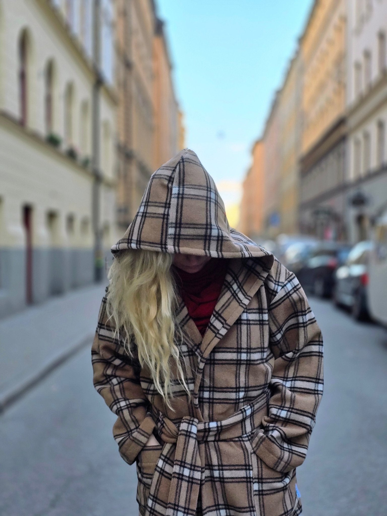 Kappa Rödluvan Rutig | Rino Kappa ull i S/M från Rino Design Sthlm