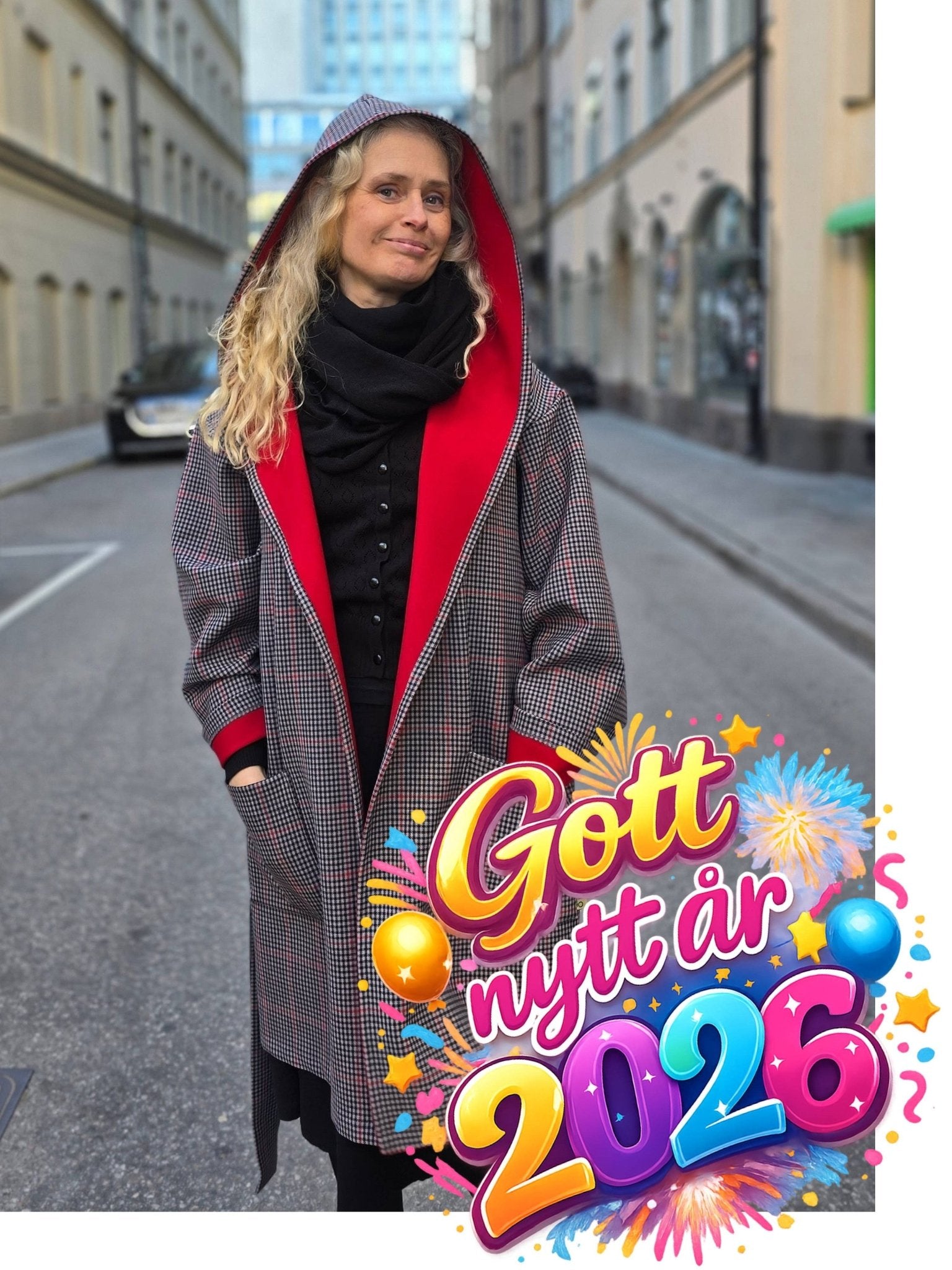 Kappa Rödluvan Svart/röd rutig - Rino Design Sthlm