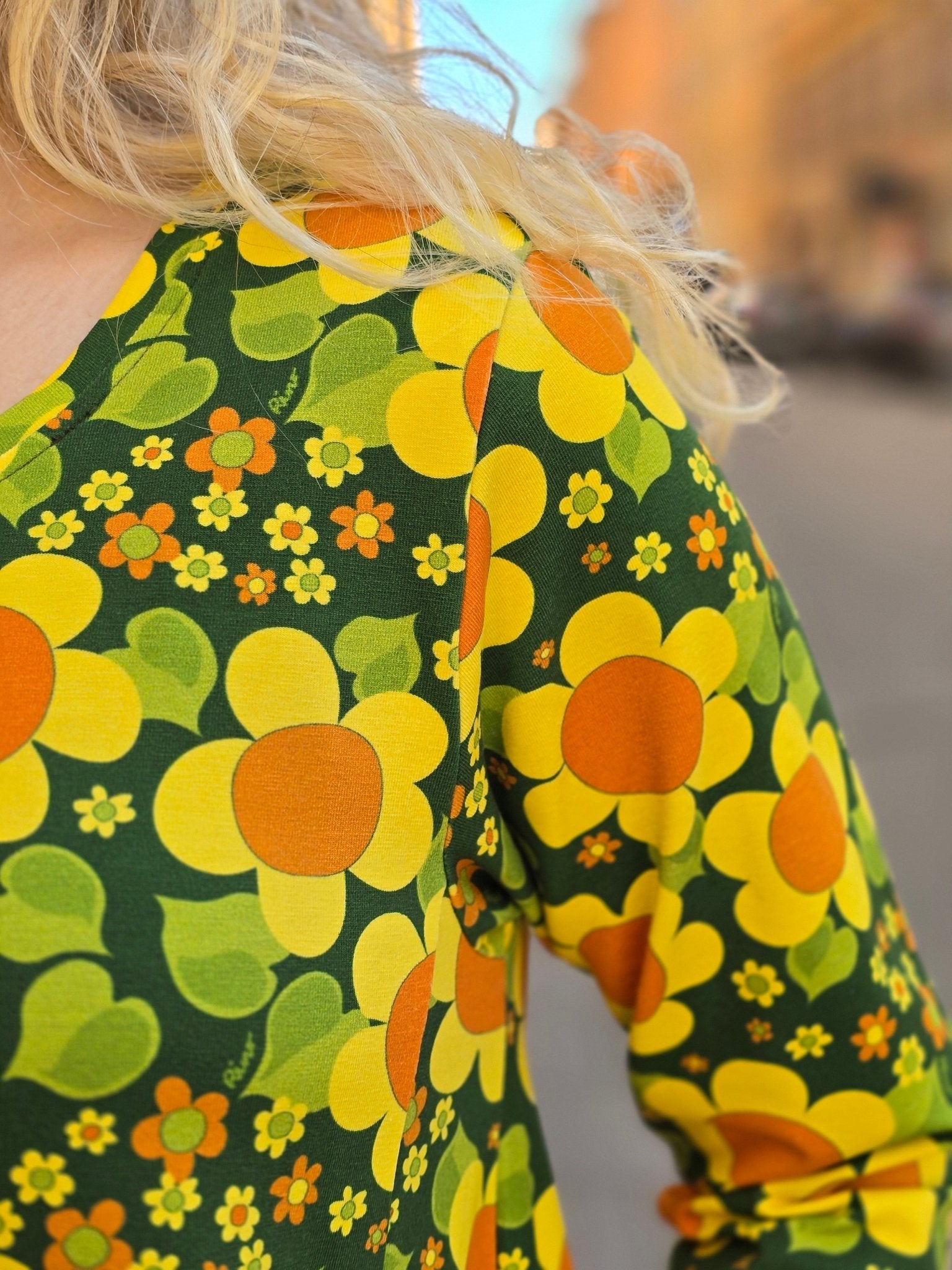 Klänning A - linje Solblomma Gul | Rino Klänning i S från Rino Design Sthlm
