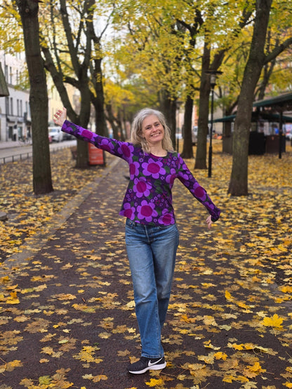 Långärmad tröja Lila Solblomma by Rino - Rino Design Sthlm