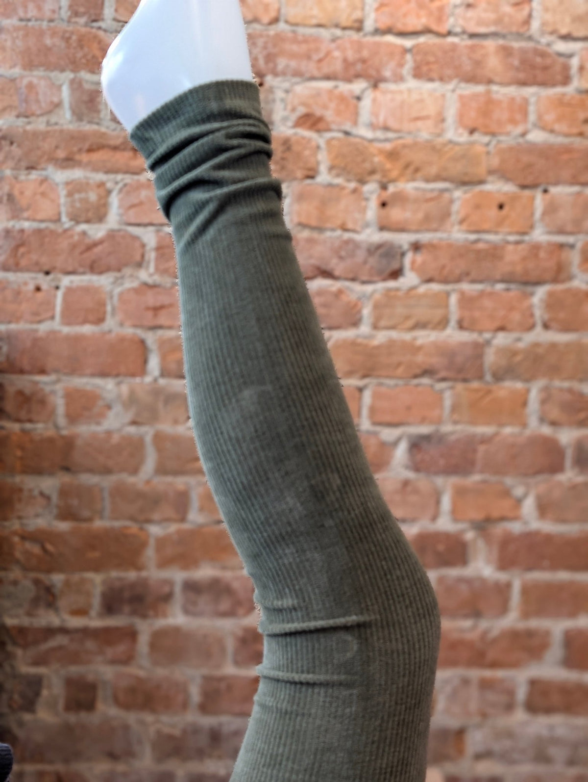 Leggings Manchestervelour Grön | Rino Leggings i S från Rino Design Sthlm