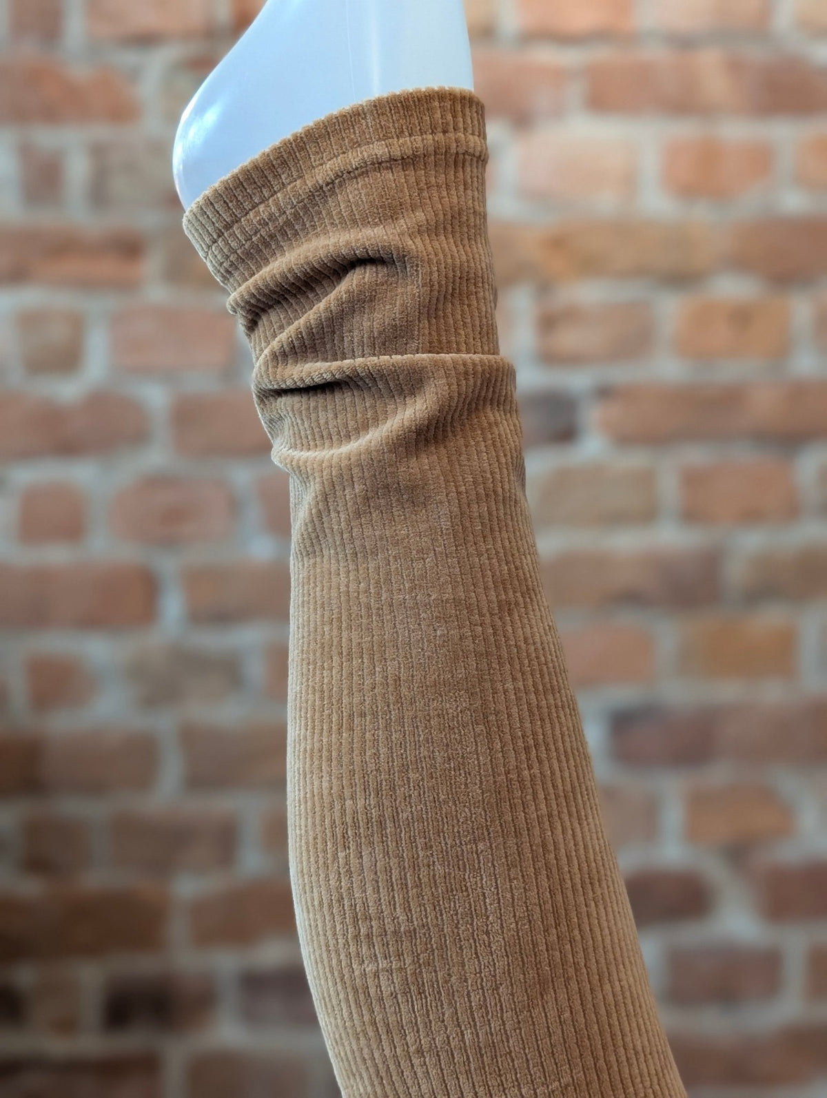 Leggings Manchestervelour Karamell | Rino Leggings i S från Rino Design Sthlm