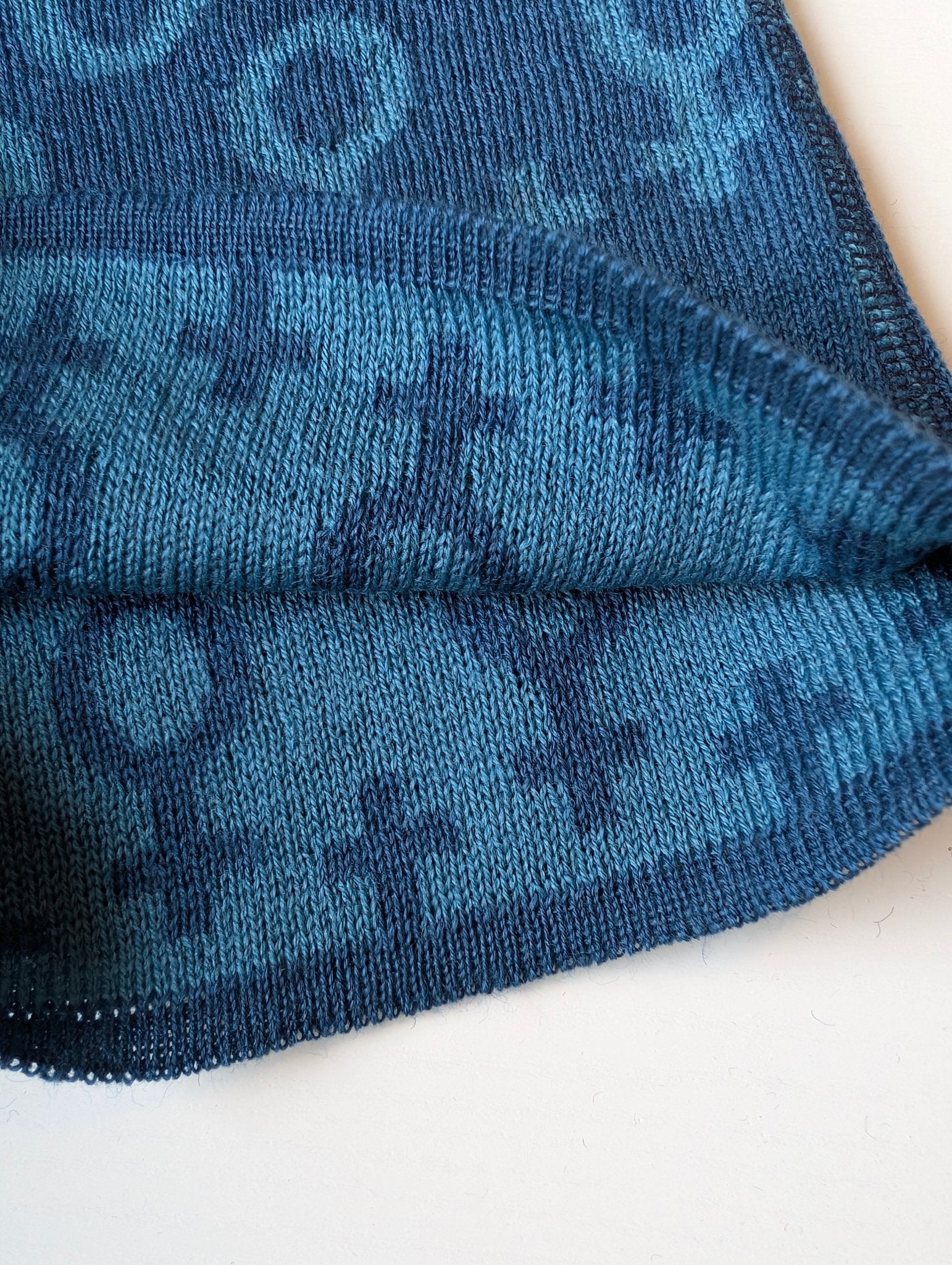 Mössa Ull Feminist Petrol | Rino Mössa i One size från Rino Design Sthlm