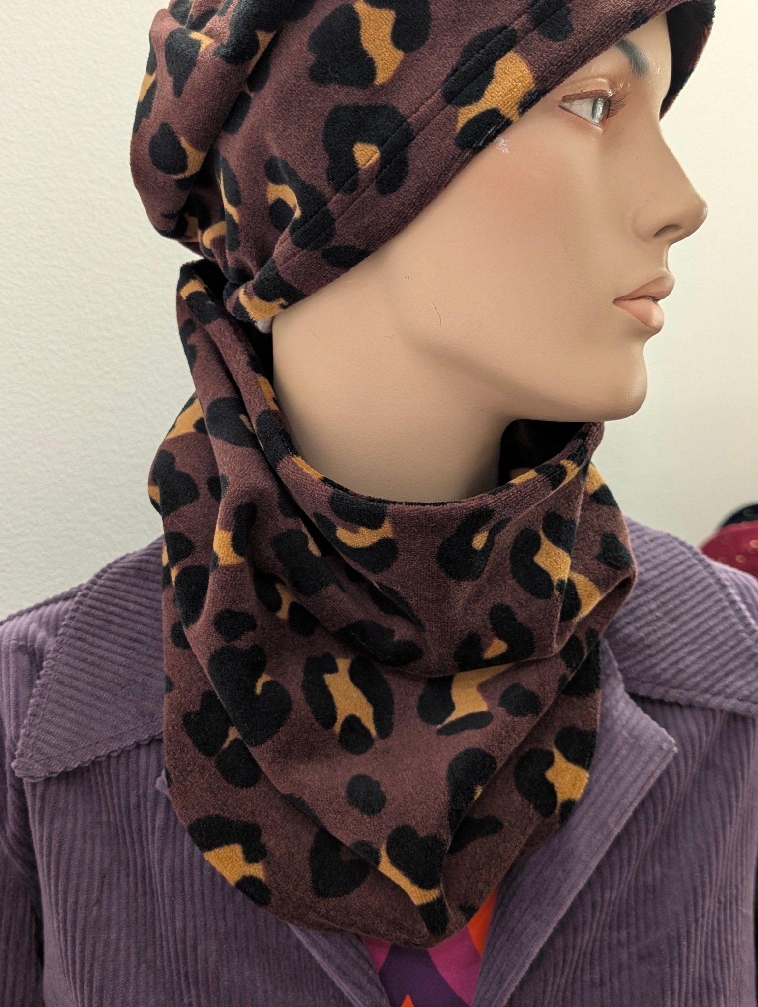 Mössa Velour Leo - Rino Design Sthlm