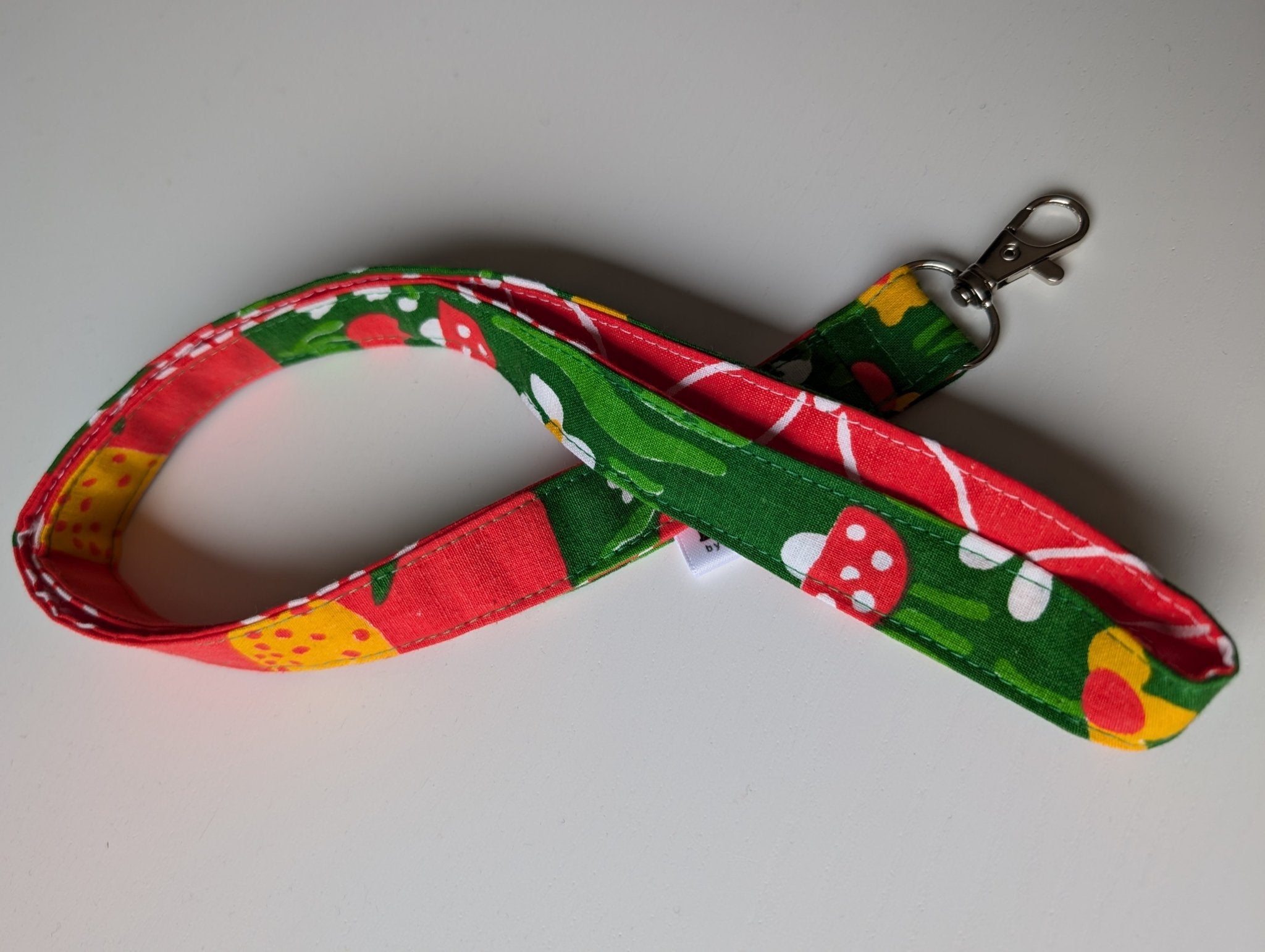 Nyckelband retrotyg Hilma | Rino Nyckelband i One size från Rino Design Sthlm