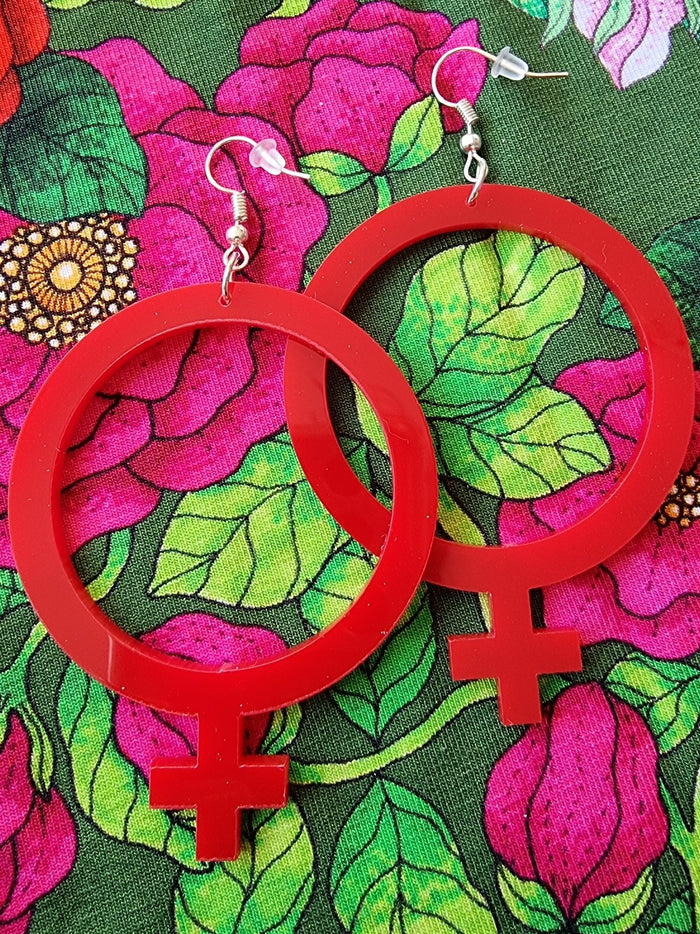 Örhängen feminist Röd by Rino