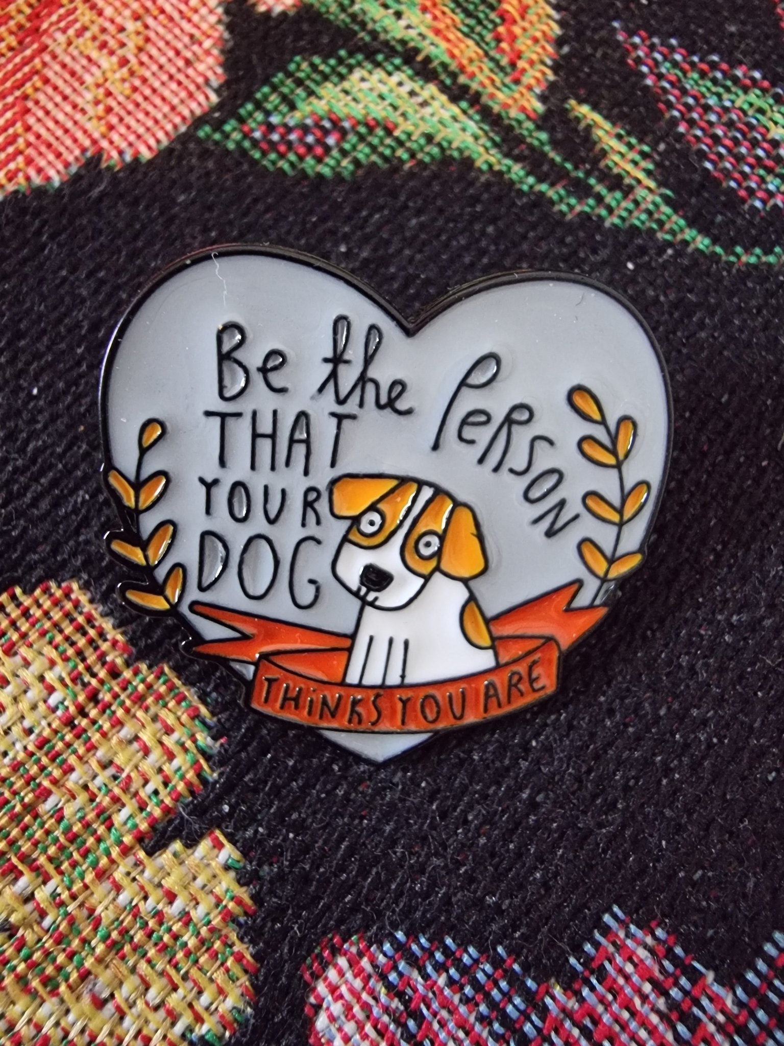 Pin Dog person Pins i One size från Rino Design Sthlm