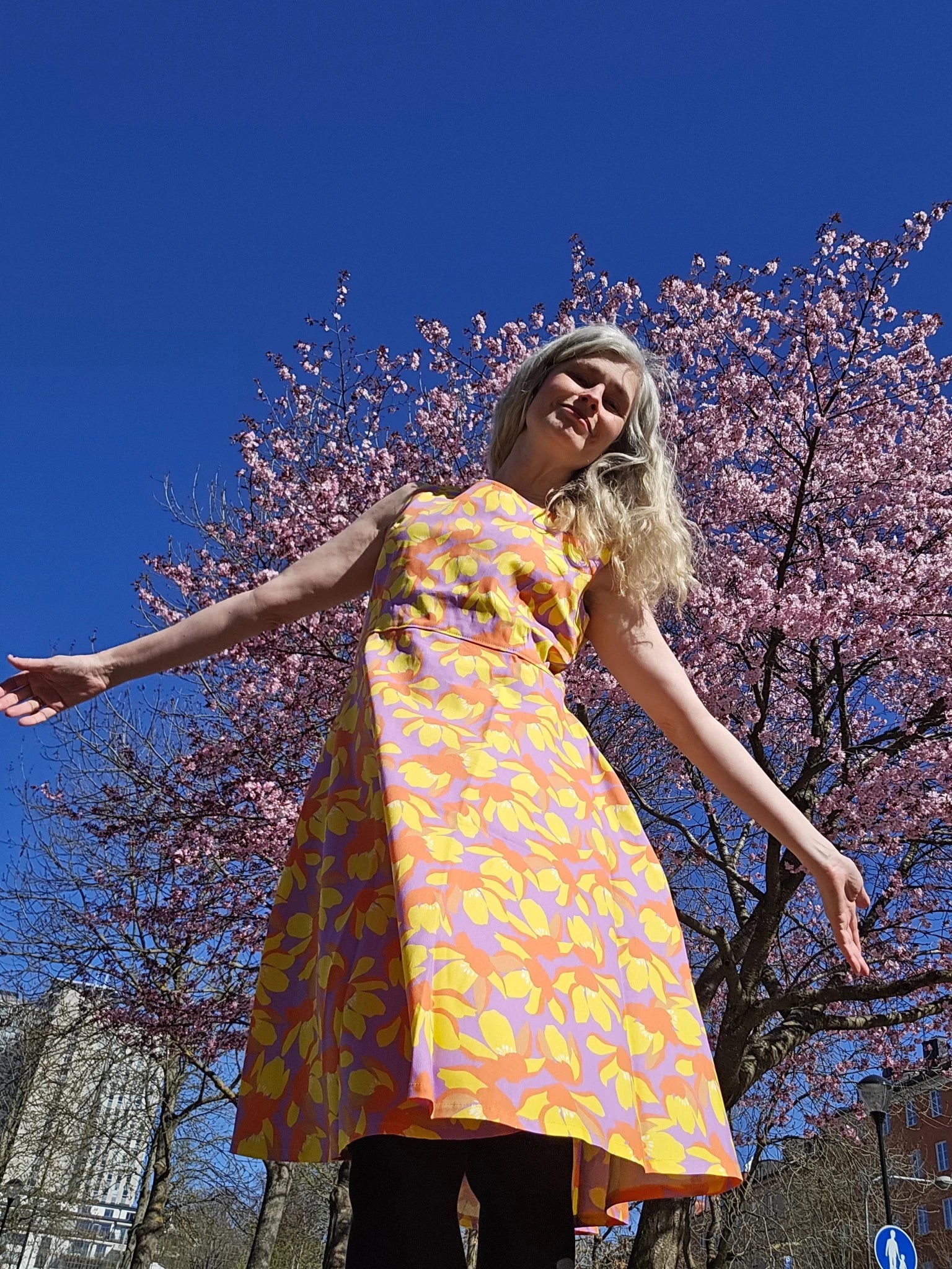 Pionklänning Gul/Lila | Rino Klänning i S från Rino Design Sthlm