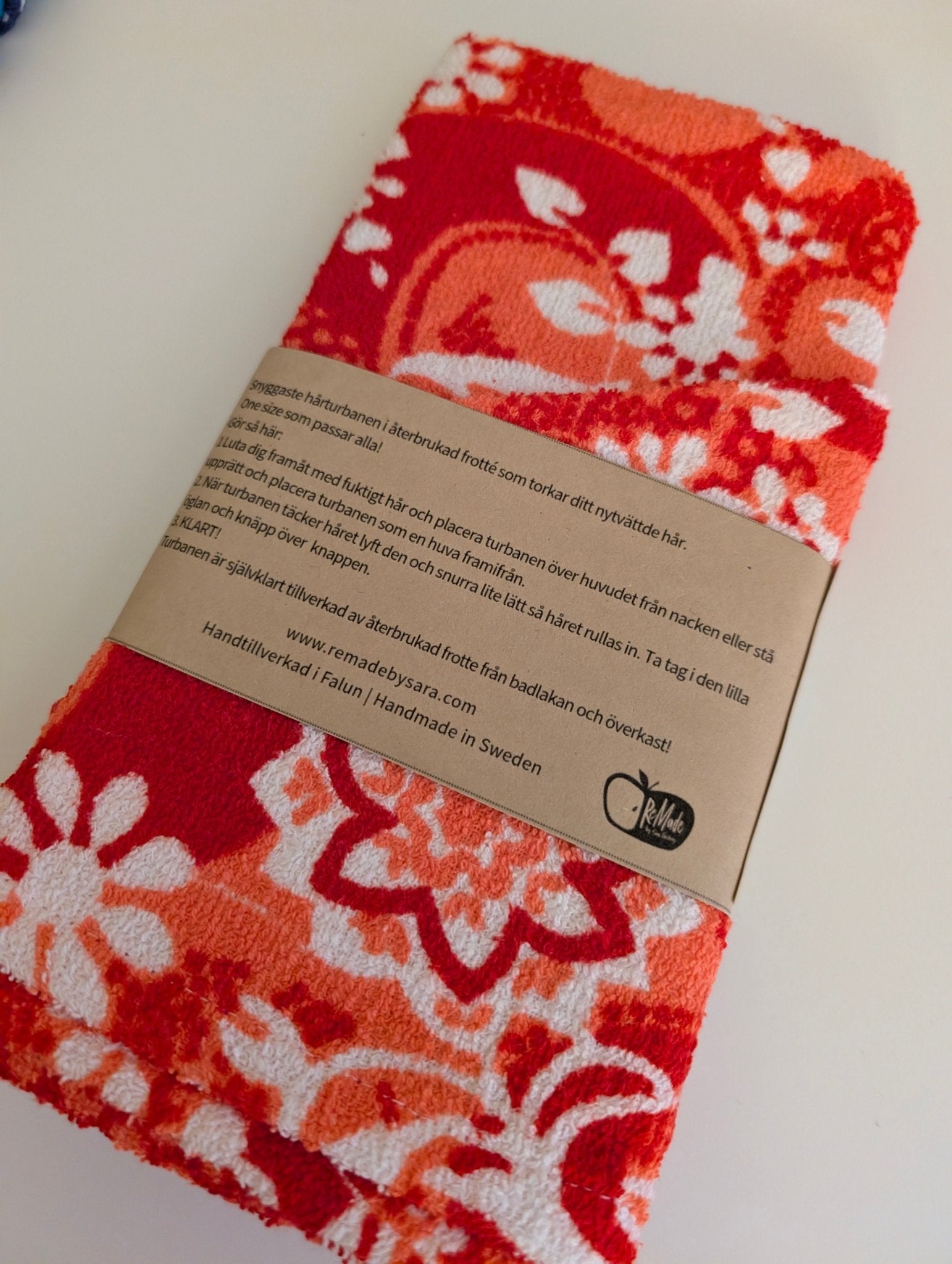 Retro turban i frotte Röd återbruk - Rino Design Sthlm