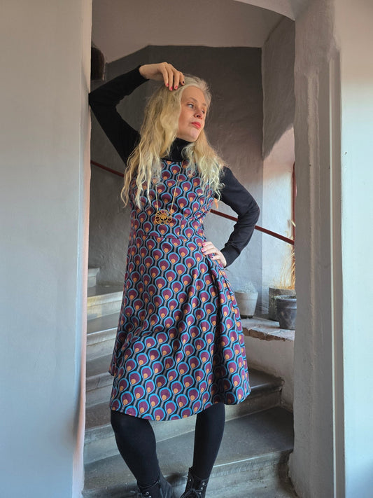 Rino Pionklänning Påfågel Mörk - Rino Design Sthlm