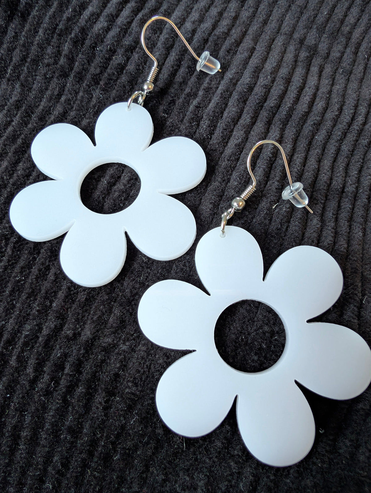 Örhängen Flower Power Vit | Rino