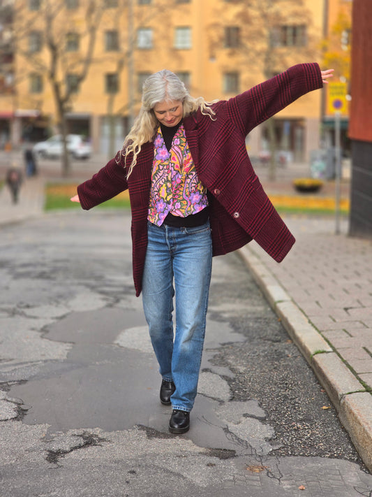 Jacka oversized röd ull