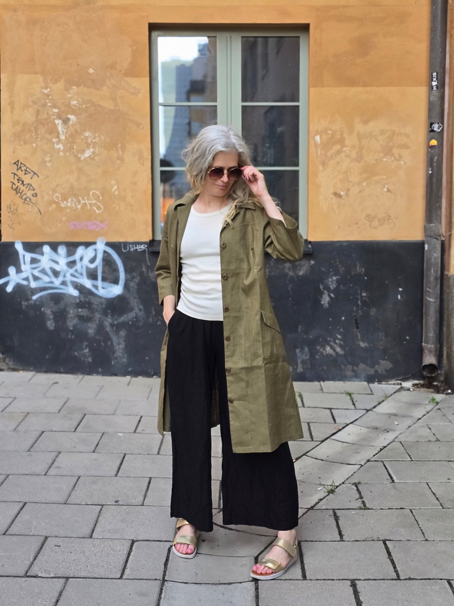 Rockklänning / Städrock Grön Linne | Rino Klänning i S från Rino Design Sthlm