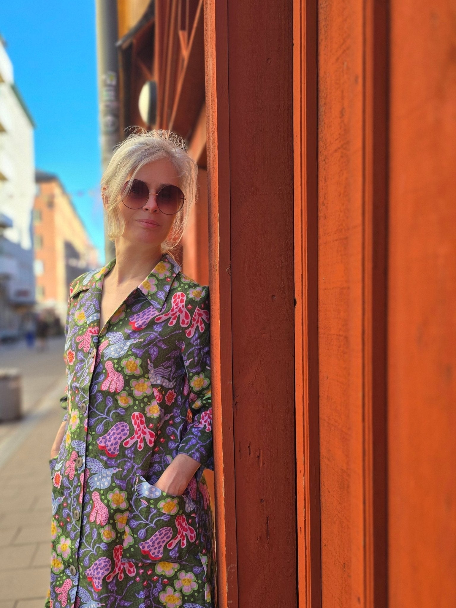 Rockklänning / Städrock Honolulu ljus | Rino Klänning i XS från Rino Design Sthlm