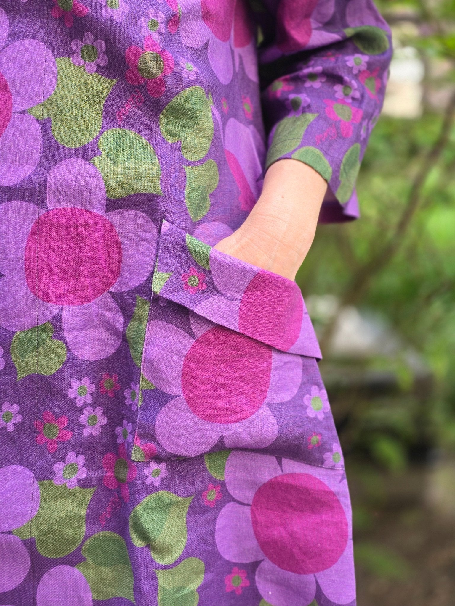 Rockklänning / Städrock Solblomma | Rino Klänning i S från Rino Design Sthlm