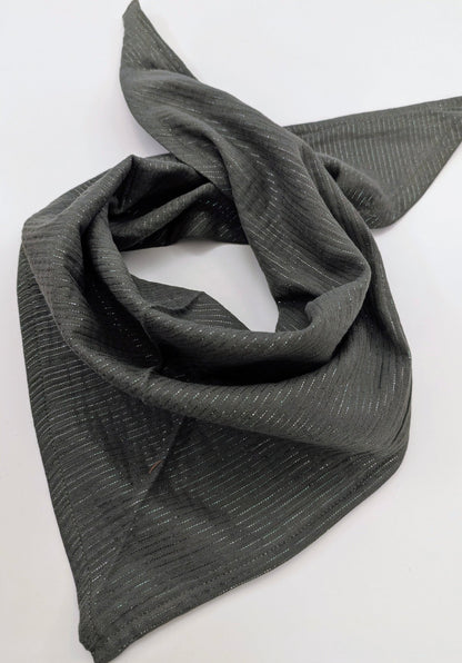 Sjal Muslin Liten Trekant Grönglitter | Rino - Rino Design Sthlm