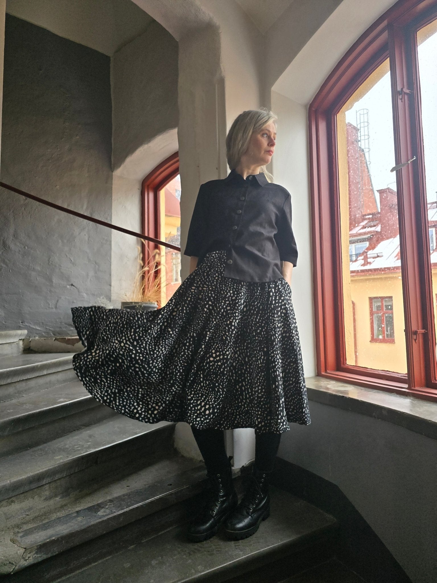 Snurrkjol svart vit | Rino Snurrkjol i S från Rino Design Sthlm