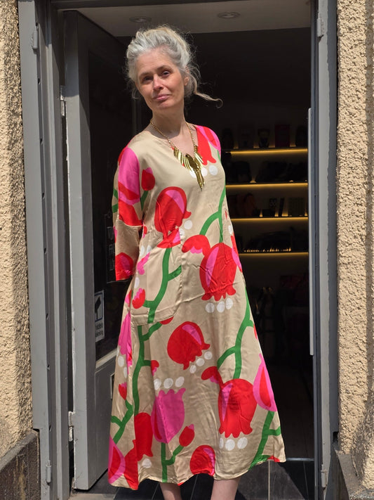 Sommarklänning Vera ljus Tulpan - Rino Design Sthlm