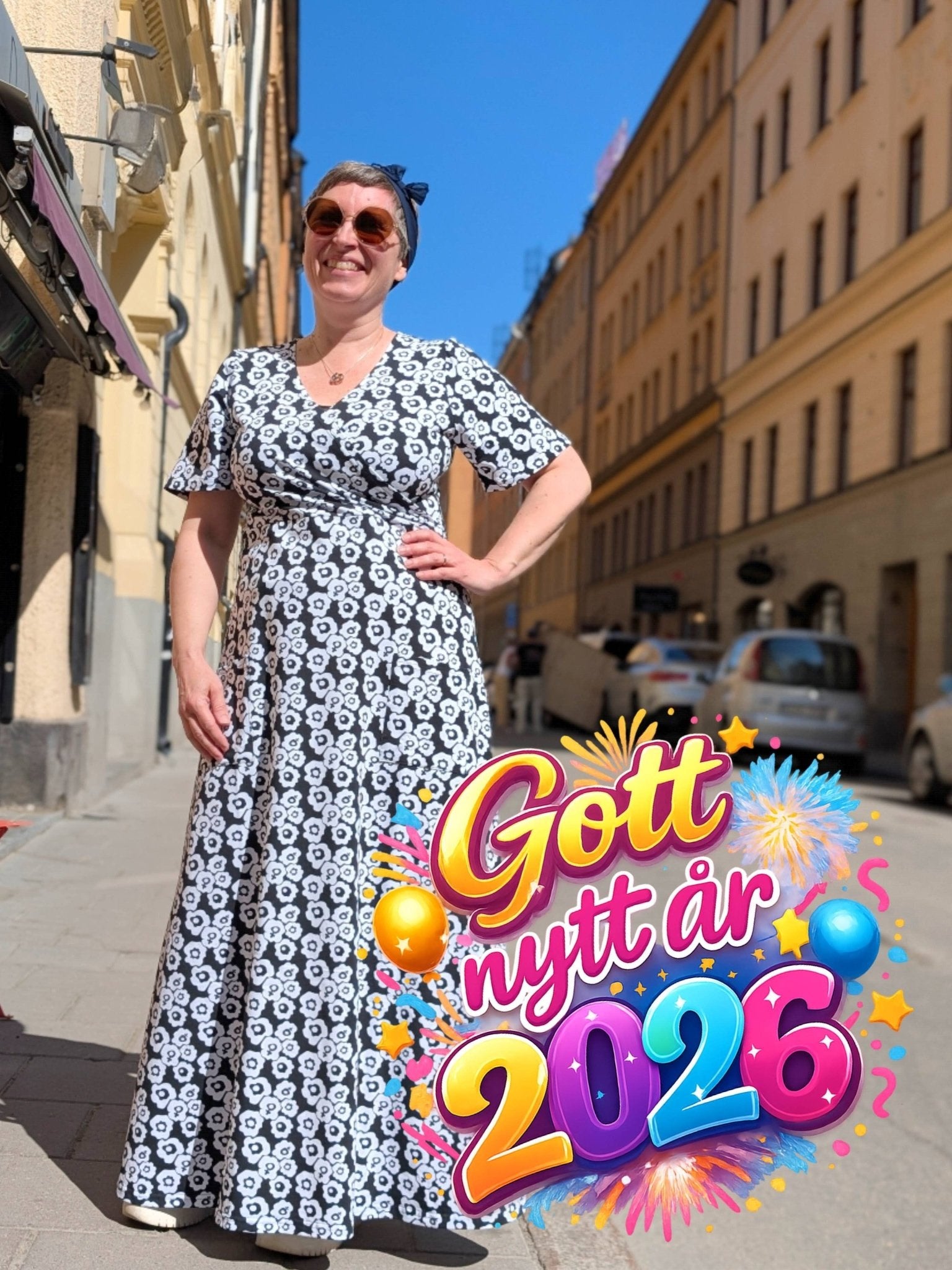 Svart/Vit Långklänning Feminist - Rino Design Sthlm