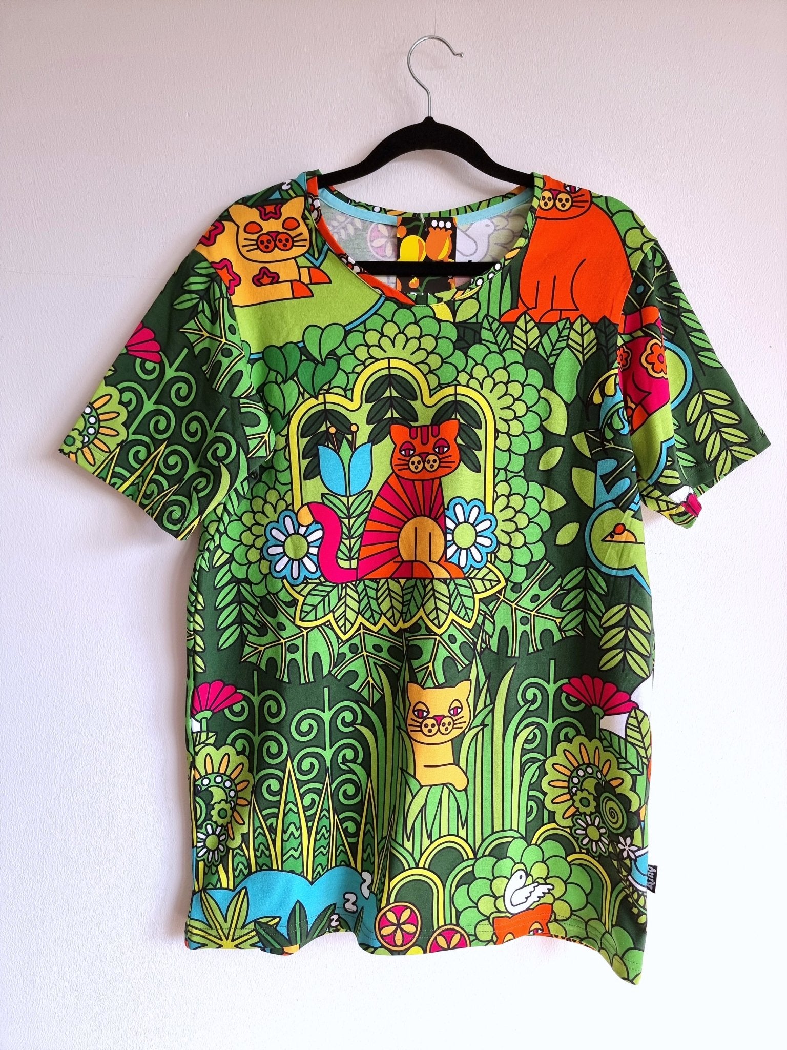 T-shirt casual Katt | Rino Standard product i S från Rino Design Sthlm