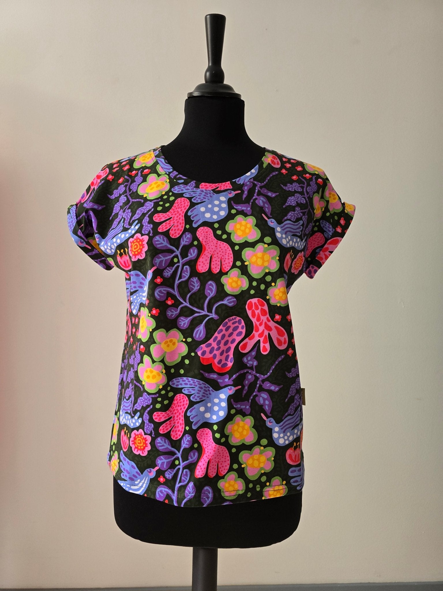 T-shirt Honolulu | Rino T-shirt i S från Rino Design Sthlm