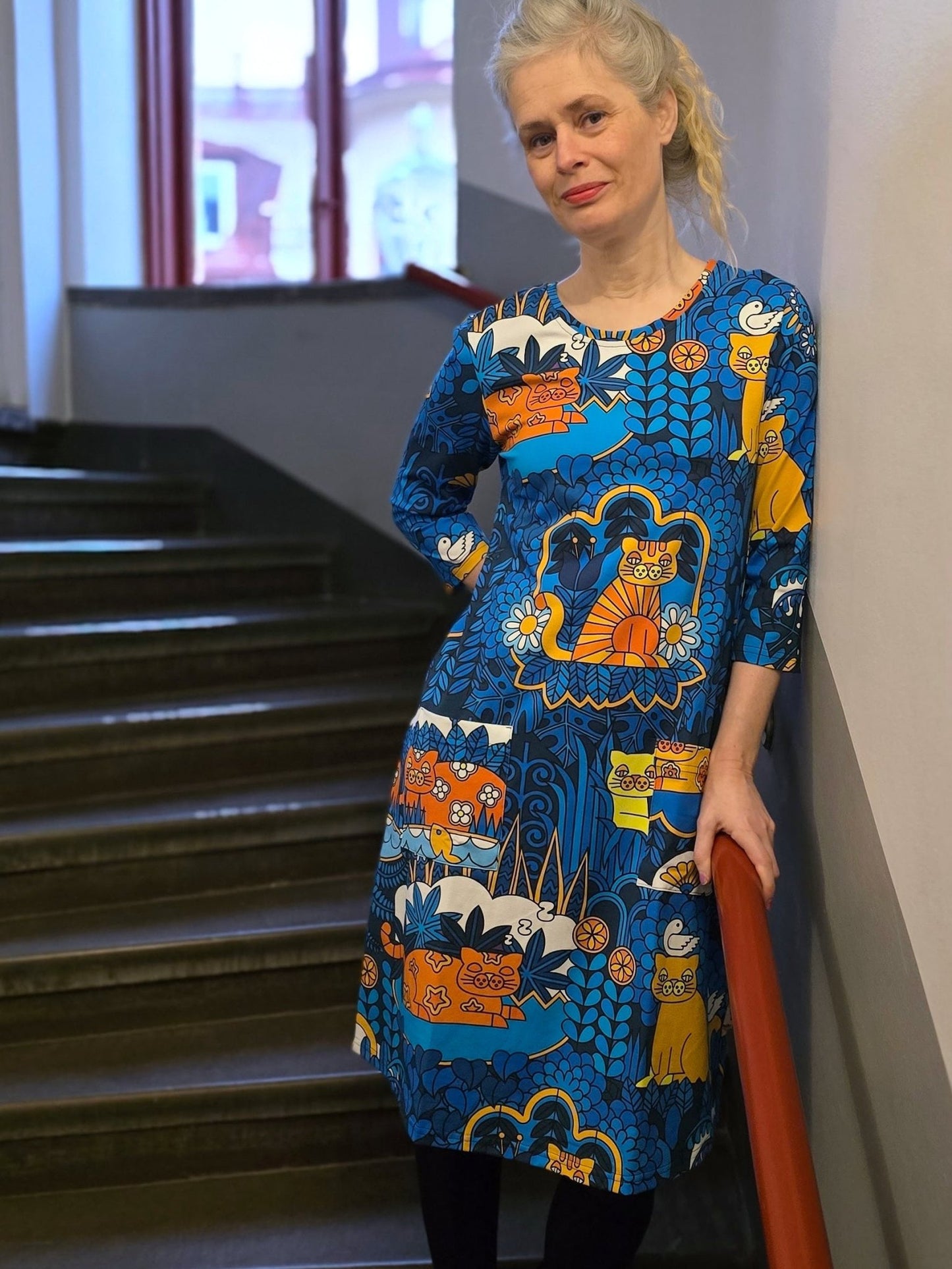 Trikåklänning Katt Blå - Rino Design Sthlm