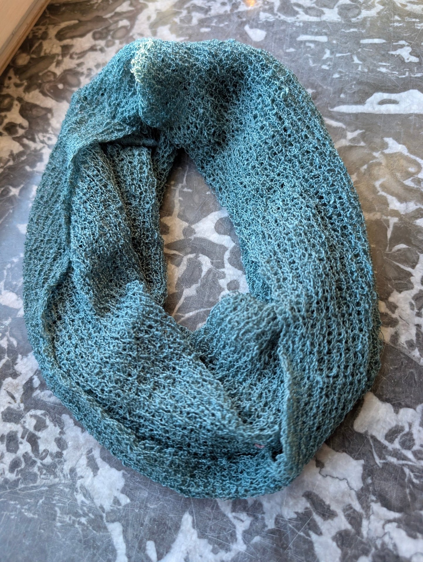 Tubsjal Finstickad Liten grönpetrol | Rino - Rino Design Sthlm