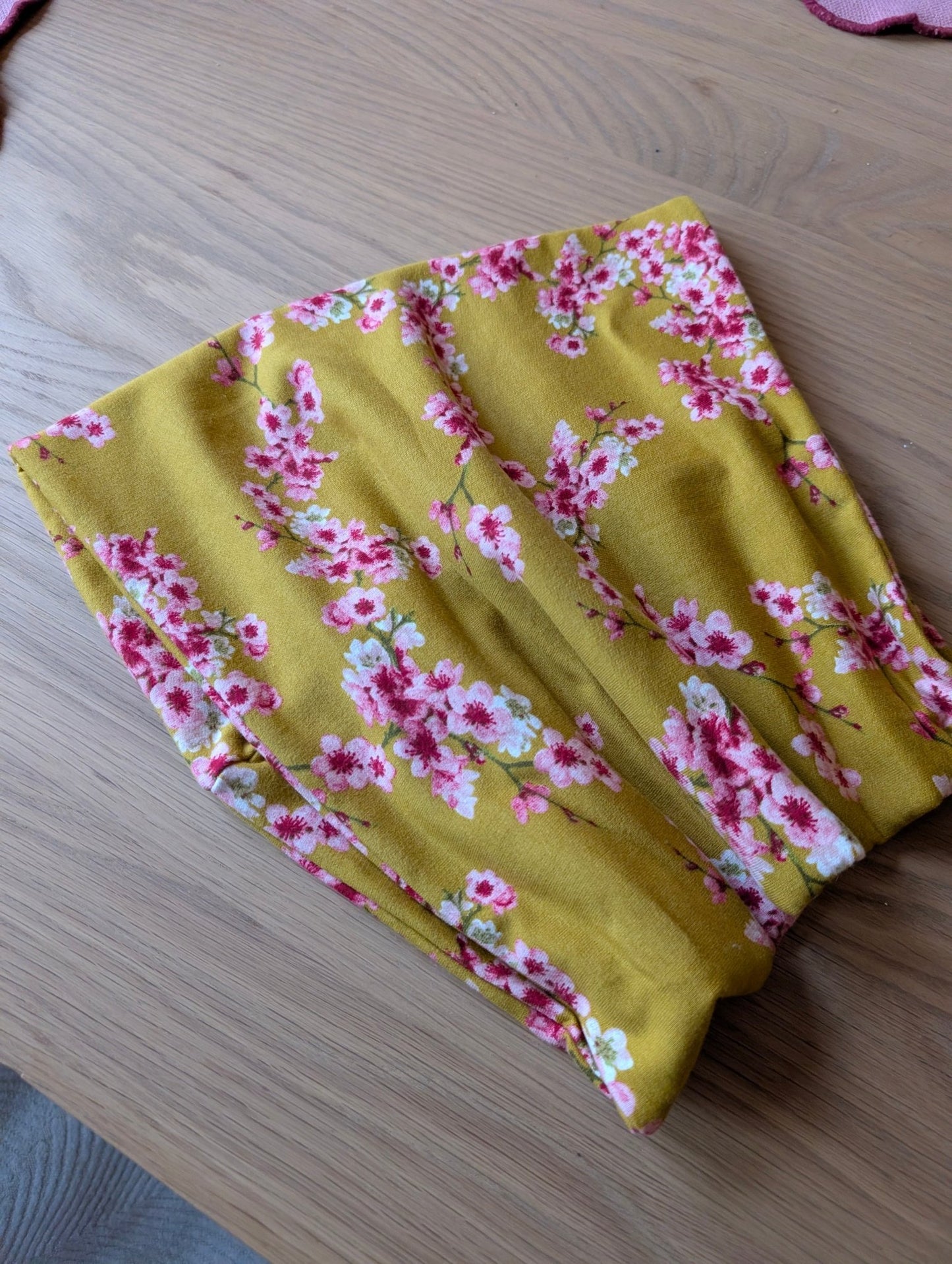 Tubsjal Gul körsbärsblom - Rino Design Sthlm