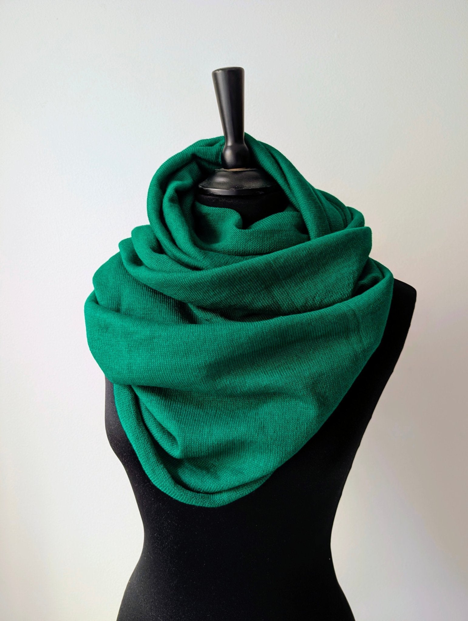 Tubsjal Ull Klargrön | Rino Sjal i One size från Rino Design Sthlm