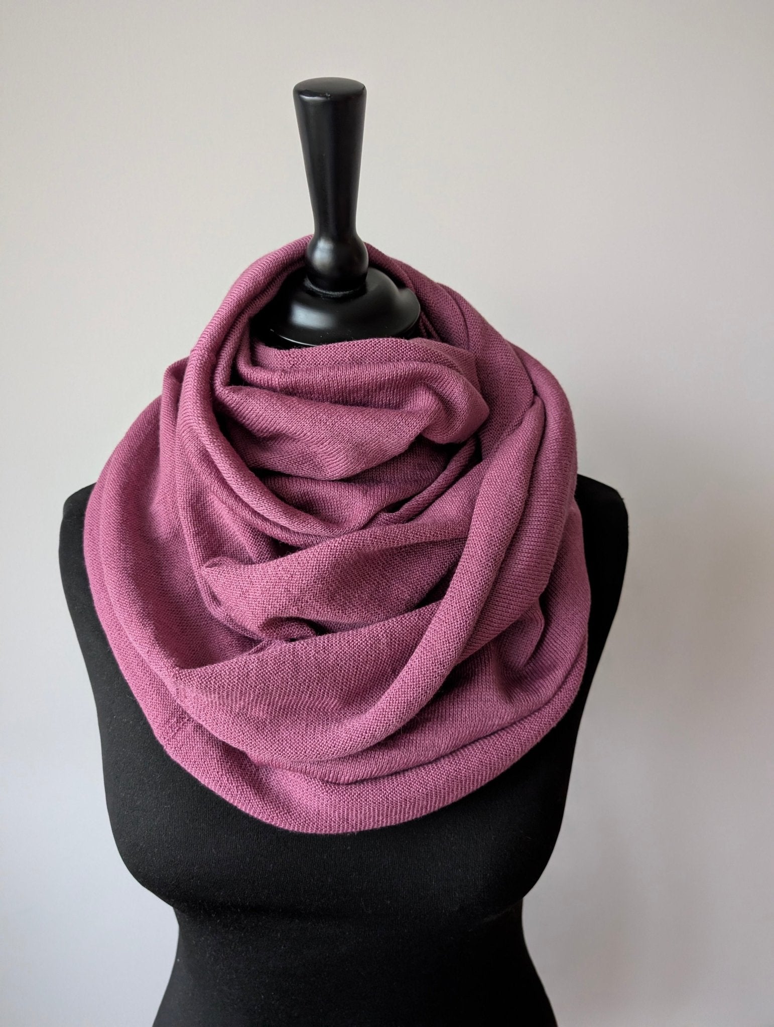 Tubsjal Ull ljung | Rino Sjal i One size från Rino Design Sthlm