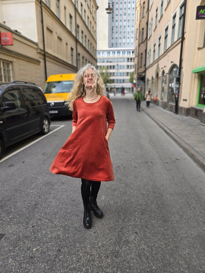 Velourklänning A - linjeklänning Rost - Rino Design Sthlm