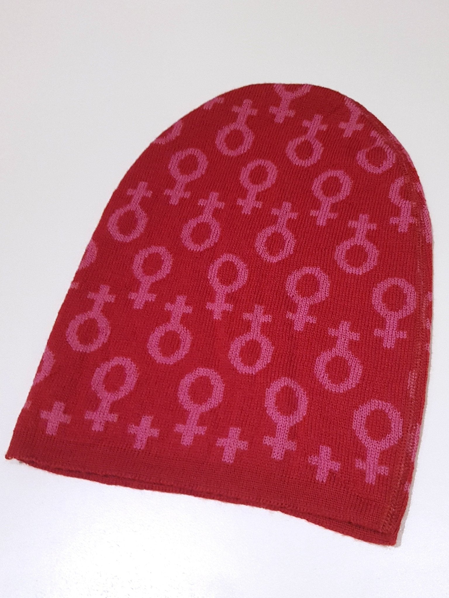 Feminist ullmössa Röd/rosa - Rino Design Sthlm