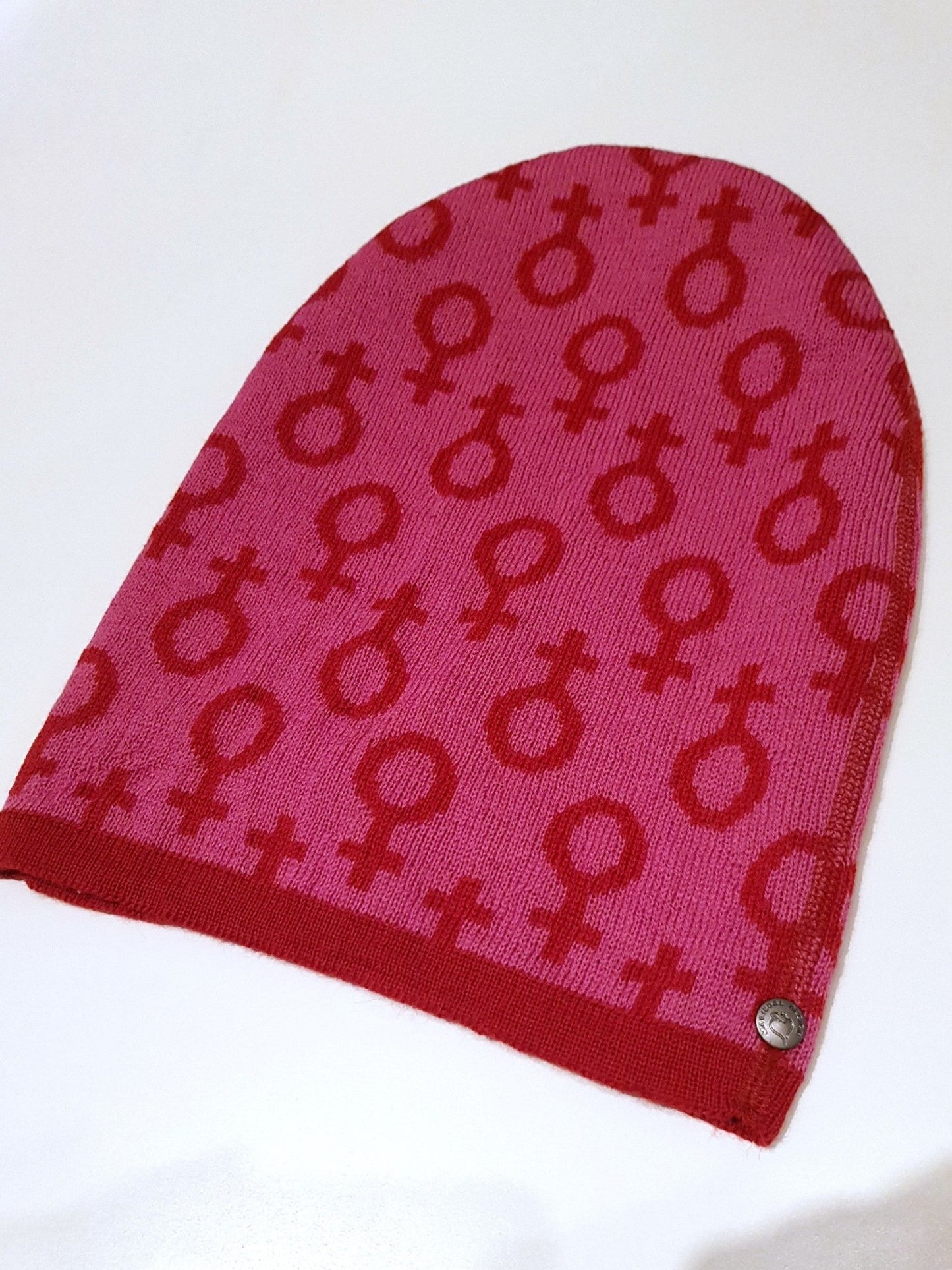 Feminist ullmössa Röd/rosa - Rino Design Sthlm