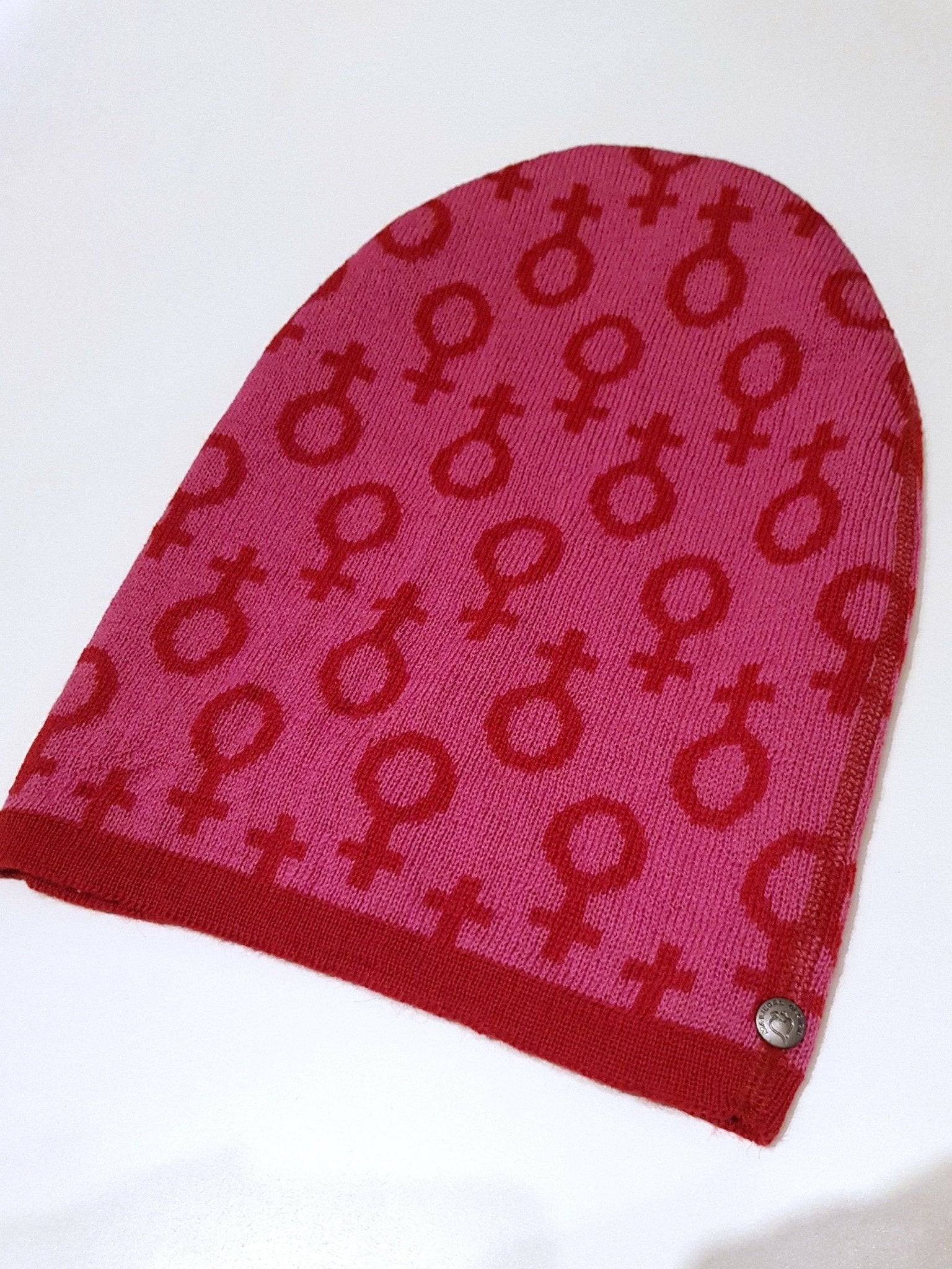 Feminist ullmössa Röd/rosa - Rino Design Sthlm