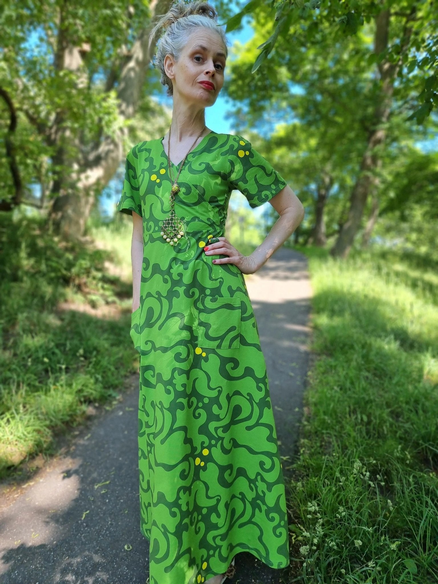 Långklänning Virvel Grön | Rino Klänning i S från Rino Design Sthlm